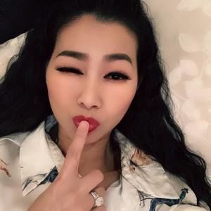 Meet your Posher, Hoàng